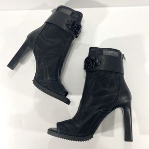 Karl Lagerfeld | Shoes | New Karl 